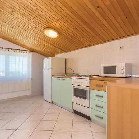 Amazing In With Kitchen